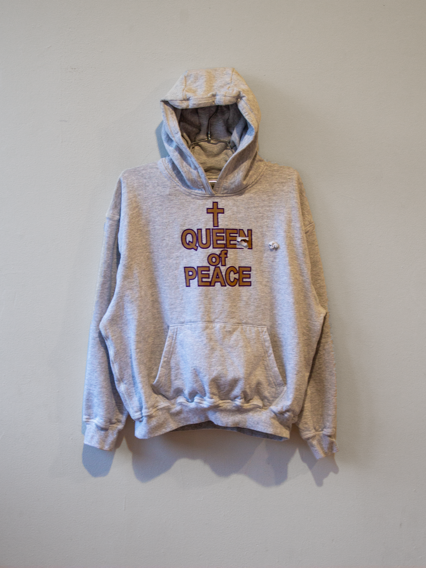 QUEEN OF PEACE PURPLE/TAN