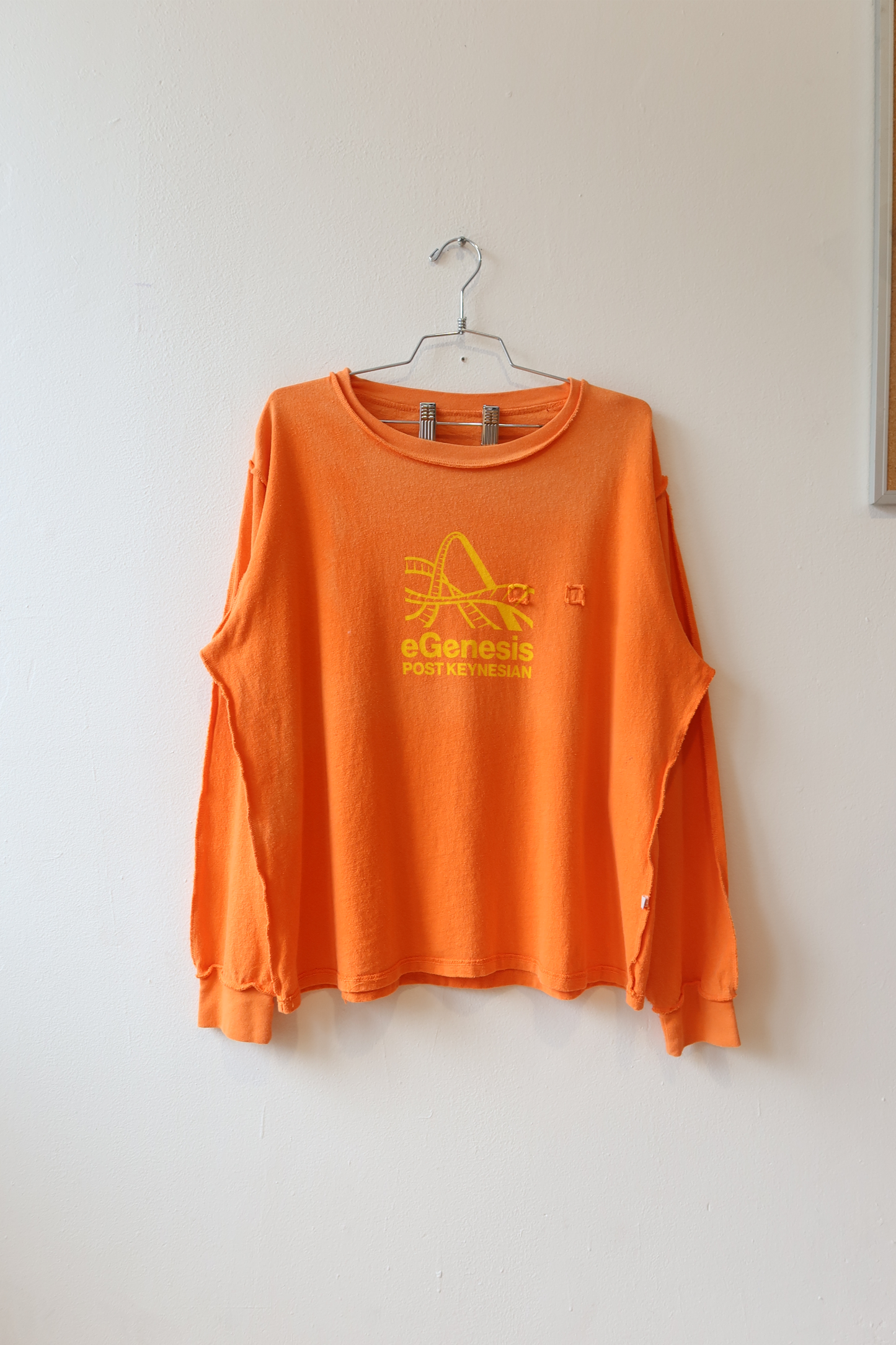 T SHIRT (ORANGE / COASTER)